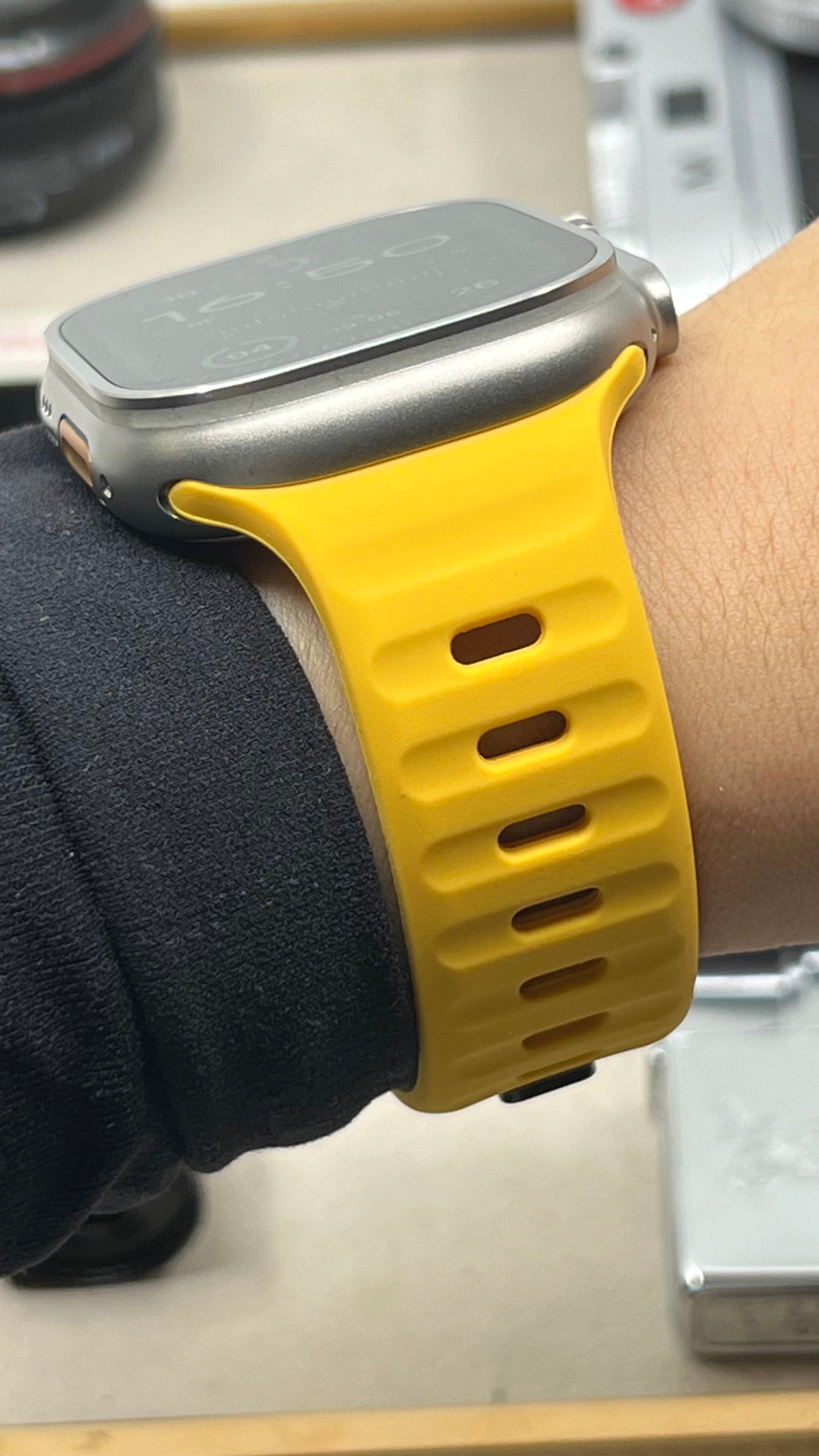 Apple Watch Sport sold Band Yellow 42mm, 44mm, 45mm or 49mm