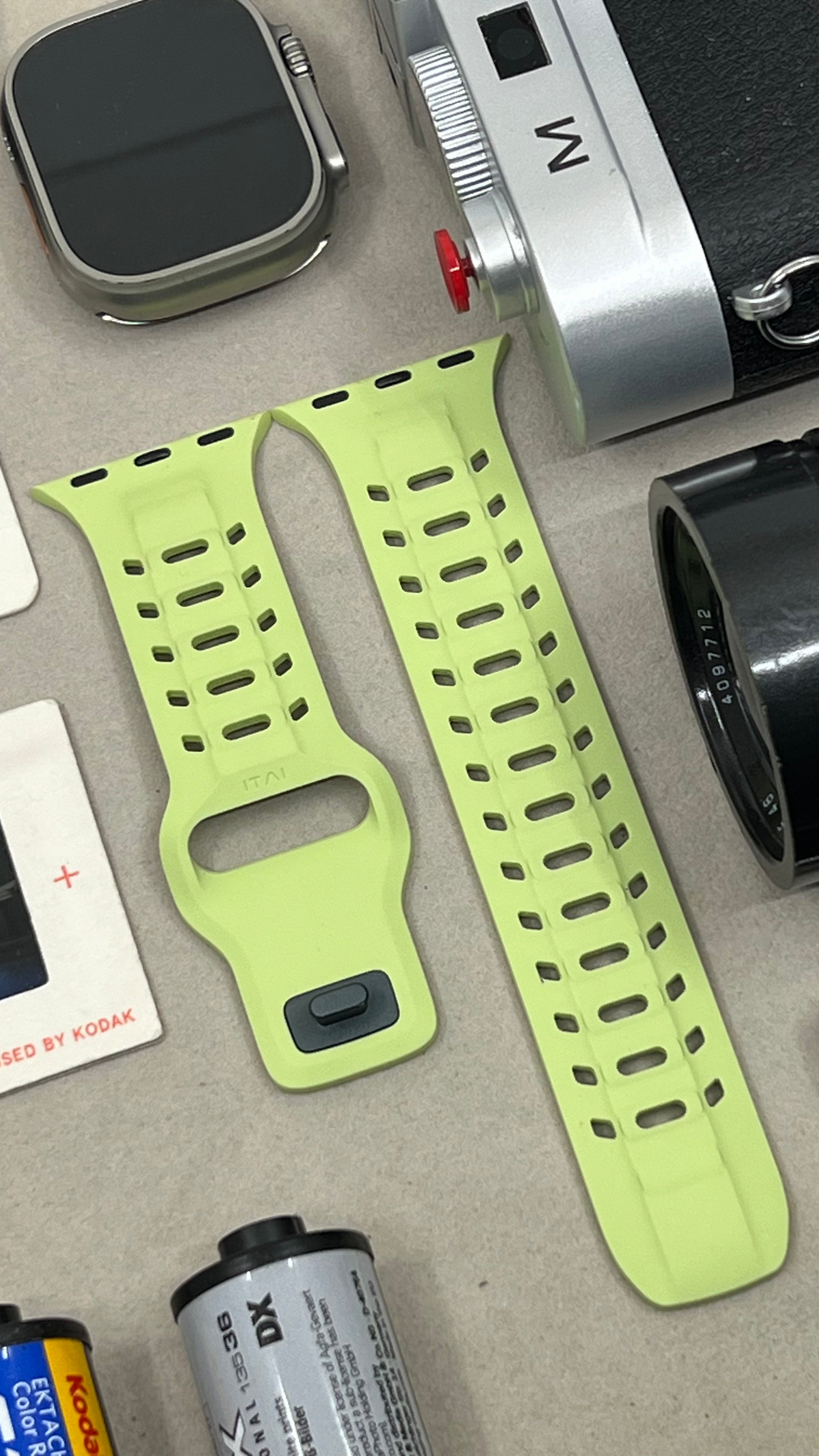 applewatch, applewatchband, applewatchultra, applewatchultra2, applewatch45mm, iwatch, smartwatch, luminous, glowinthedark, green, greenwatchband, smartwatchband, eternitizzz, leatherwatchstrap, watchstrap, watches, healthappliance