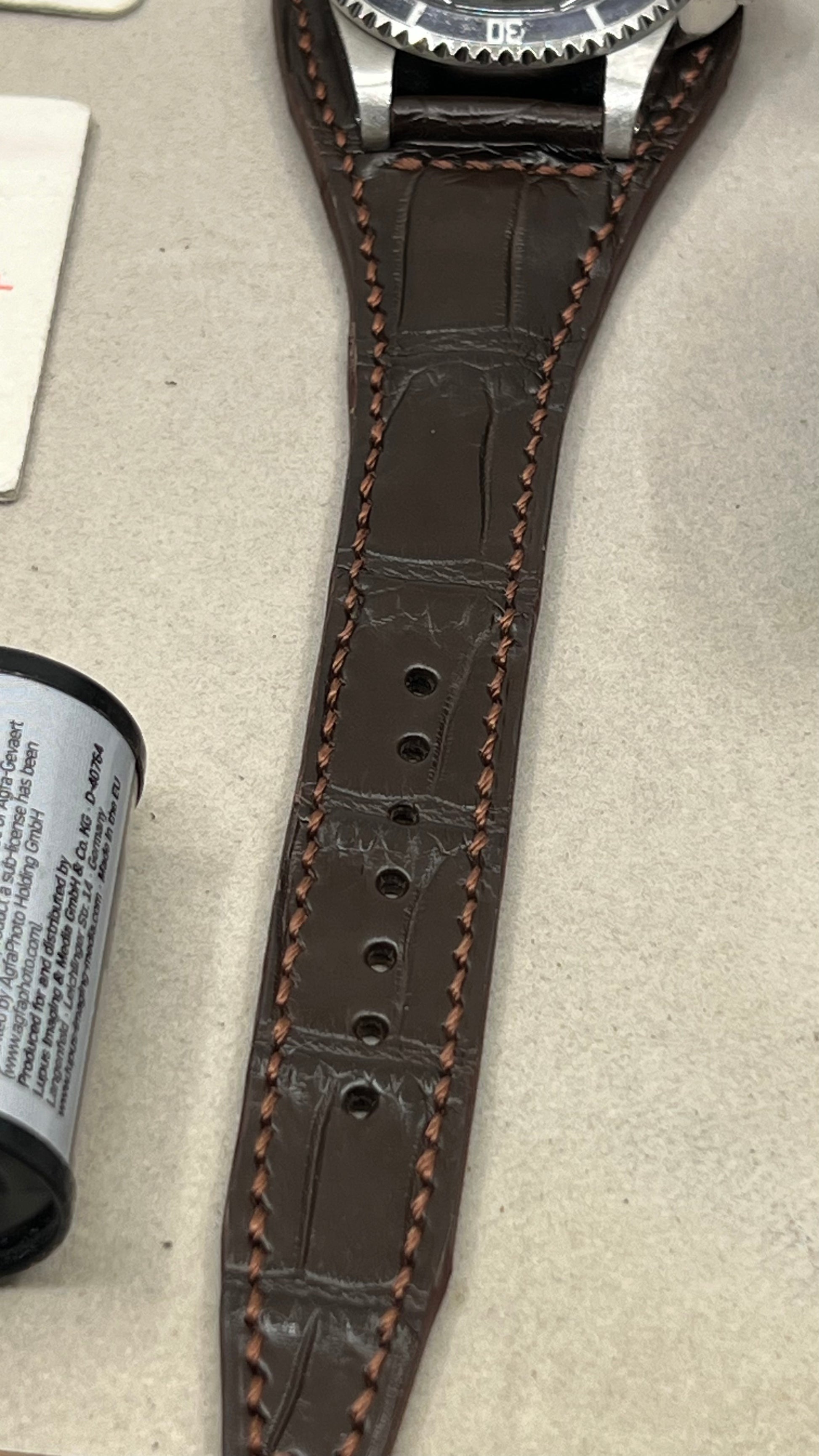 BROWN ALLIGATOR LEATHER WATCH STRAPS IN BUND STYLE, handmade watch strap, watch band 20mm,cuff watchband, wristwatch band, Rolex Watch strap, Omega Watch Strap,Artisane automatic submariner watch, mechanical watch