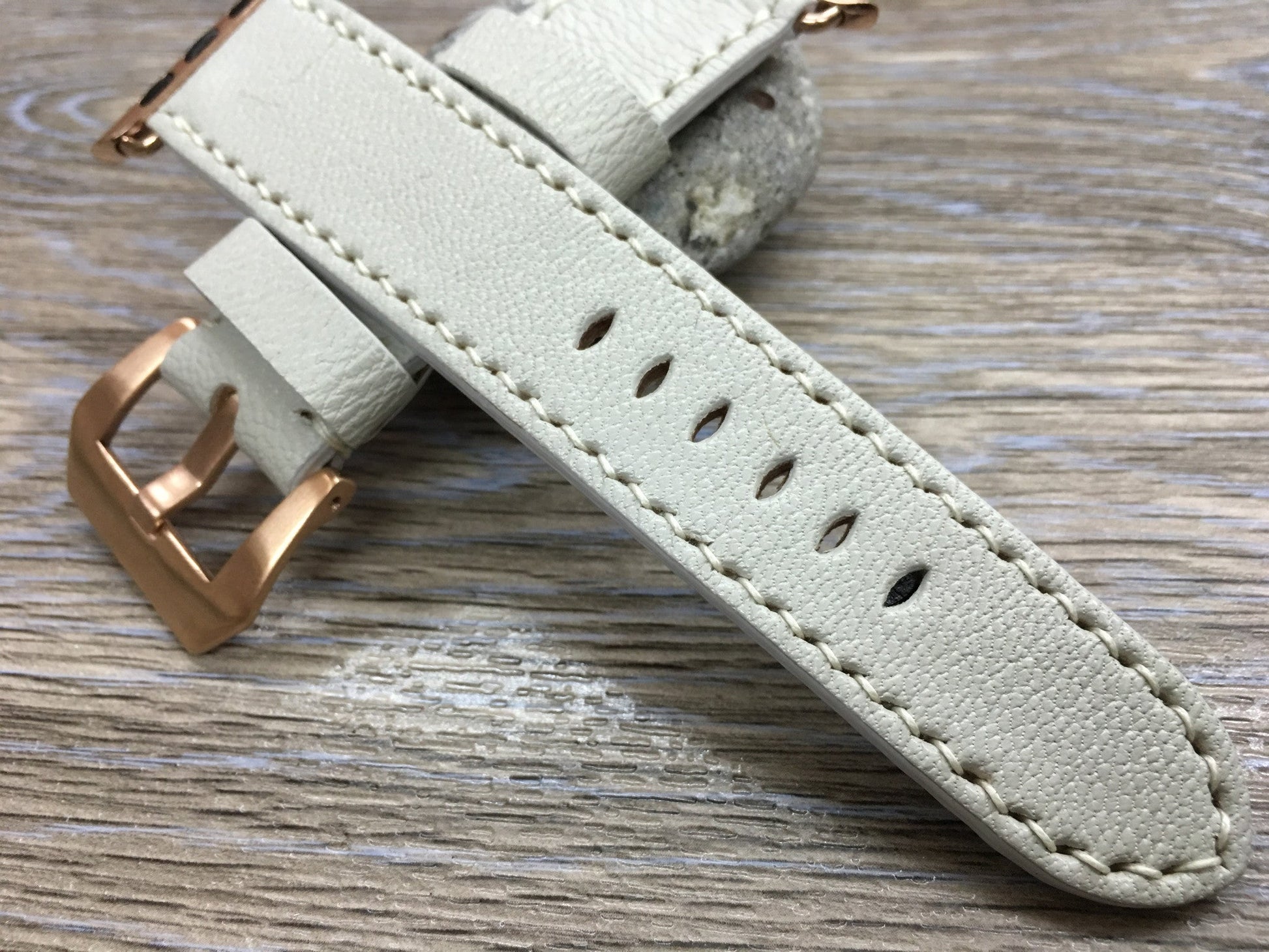 Apple Watch Band, Apple Watch 45mm 41mm 44mm 40mm, Cream White Leather Watch Strap, Iwatch watch band, Smartwatch Accessories