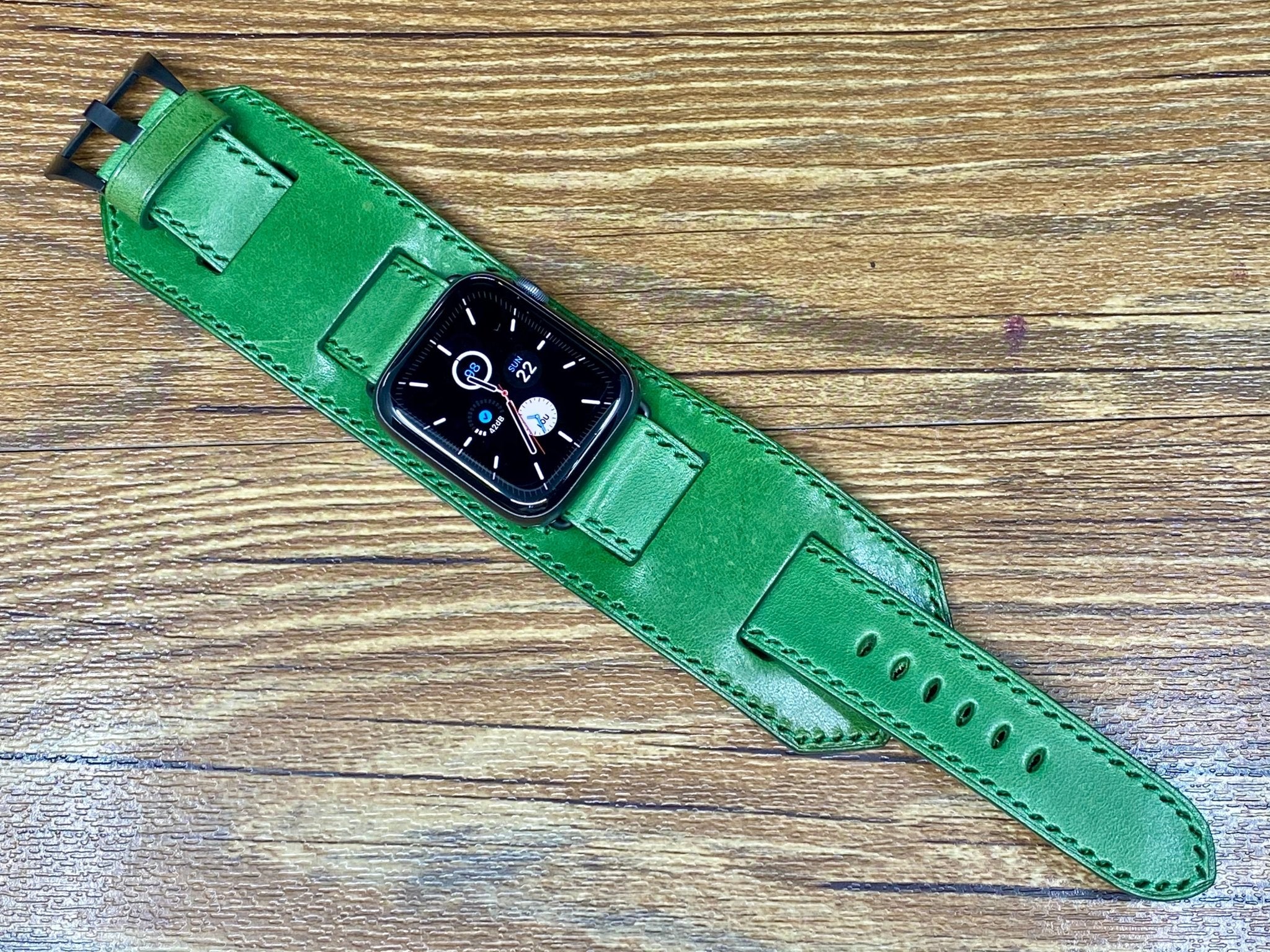 Apple Watch Band Series 6, Apple Watch Straps, iWatch Green Leather Watch Straps, Apple Watch 44mm, 42mm, Apple Watch Cuff Band, Smart watch Band for Apple, Personalise Gift idea for Christmas