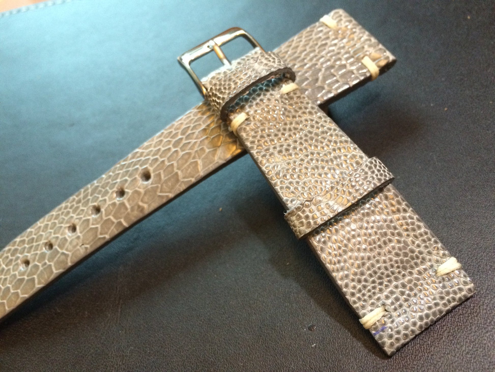 Shiny Grey Ostrich leg Leather watch strap for Rolex (20/16 mm) - Rare material - eternitizzz-straps-and-accessories